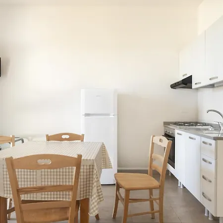 Muma House Отранто