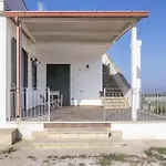Muma House *